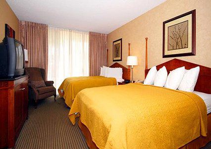 Quality Inn & Suites Downtown Феникс Номер фото