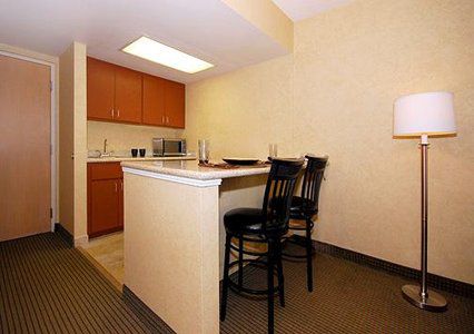 Quality Inn & Suites Downtown Феникс Номер фото